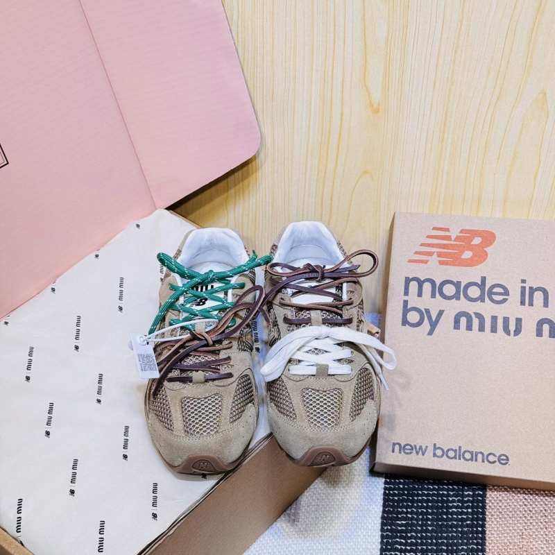 Miu Miu Casual Shoes